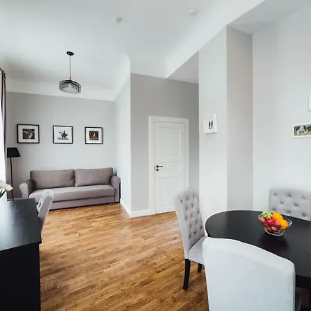 Sherlock Apartments 里加 外观 照片